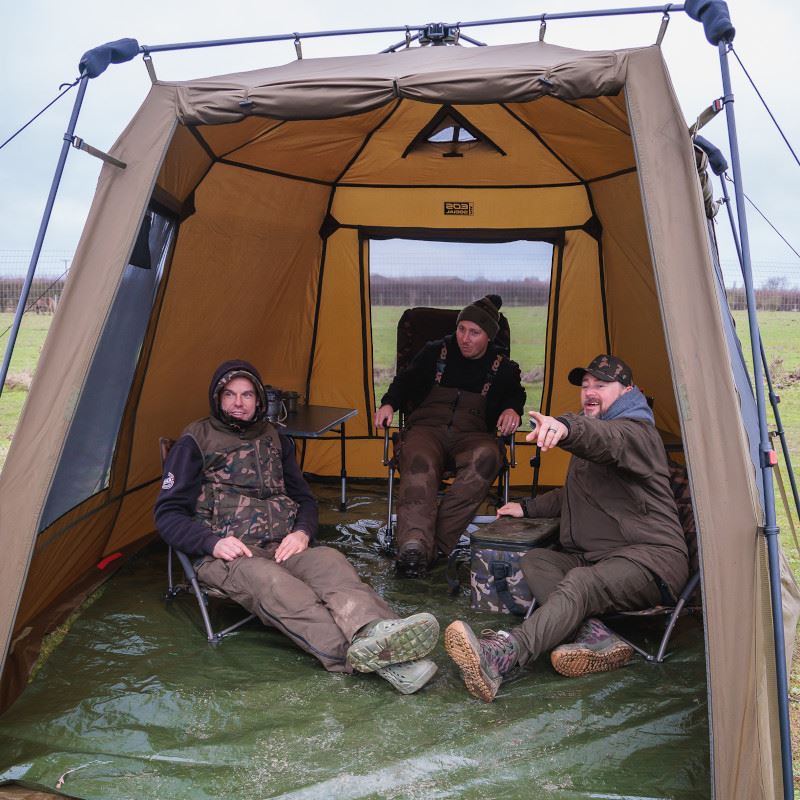 Quick Cash Draw - £300 Tax-Free Cash or Fox EOS Social Shelter - Image 6