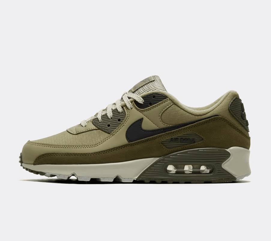nike air max 90 essential trainers