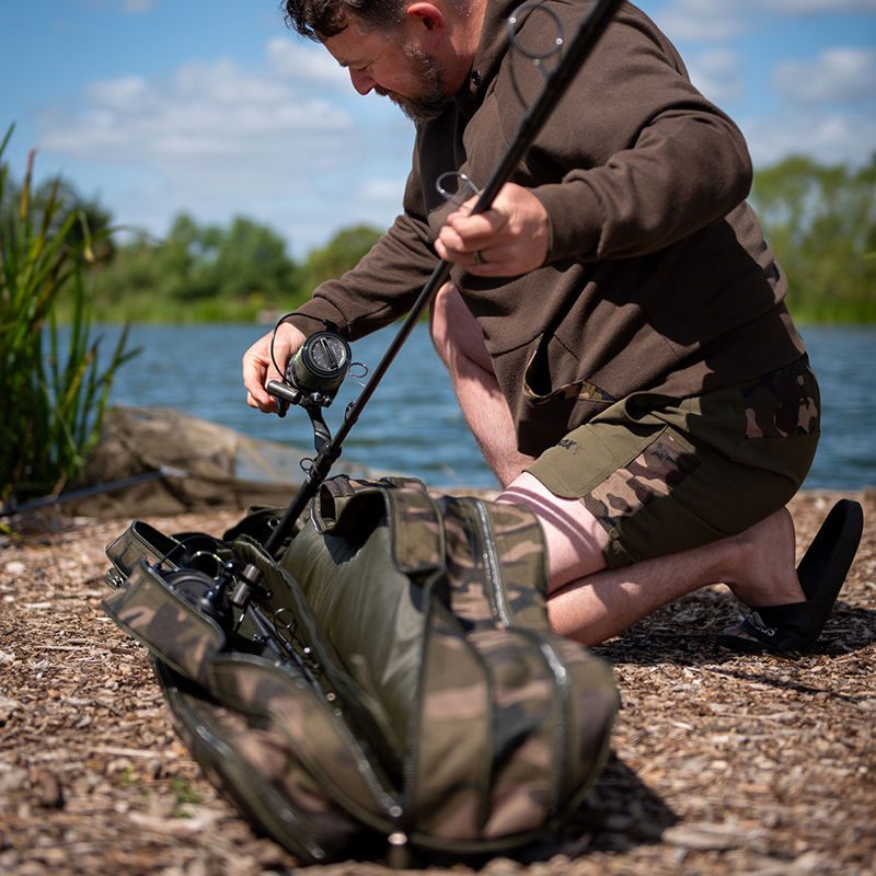 Fox Camolite Rod Hardcase Or £100 CASH!!! – Carp Fishing Draws