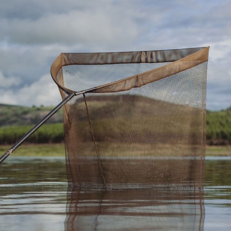 20p Korda Spring Bow Landing Net or £200 tax-free cash!!! - Ending today - Image 2