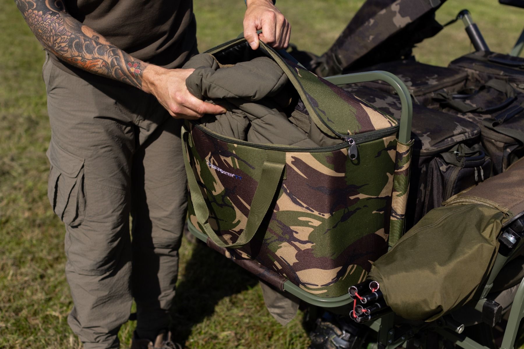 🏦💰 Quick Cash Draw - Win £375 tax-free cash or Carp Porter Big Boy Tri Porter Deluxe TT Barrow - Image 7