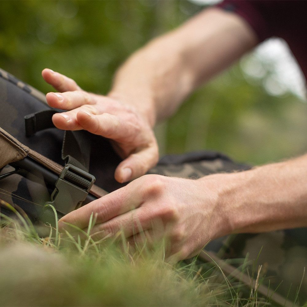 [🎫 WITH GOLDEN TICKET INSTANT WINS🎫] Korda Compac 12ft 5 Rod Holdall Dark Kamo or £100 tax-free cash! - Image 3