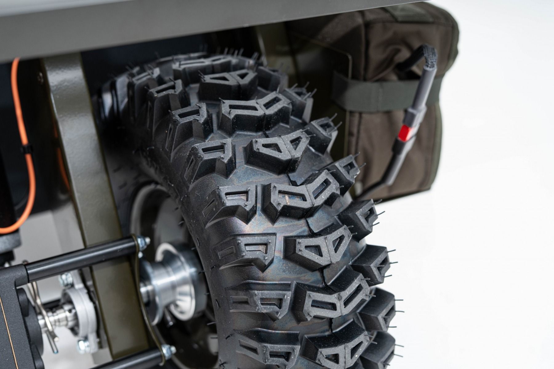 Carp Porter Roamer Power Porter + Battery + Charger or &pound;1,000 Cash!! - Image 6