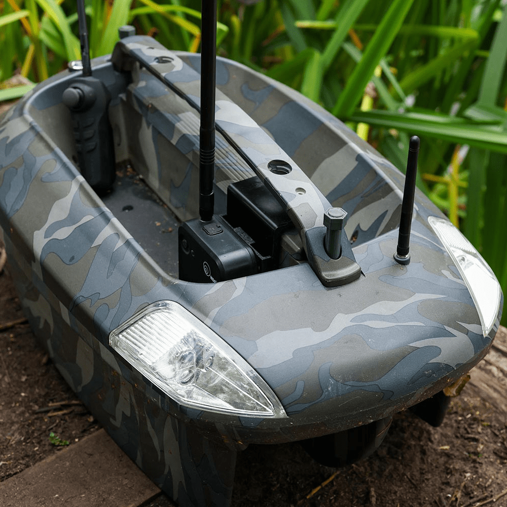 Bee Tackle Bait Boat Icon Edition (Urban Camo) or £575 Tax-free Cash
